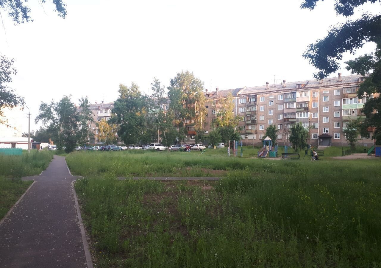 квартира г Братск ул. Обручева, 21 фото 3