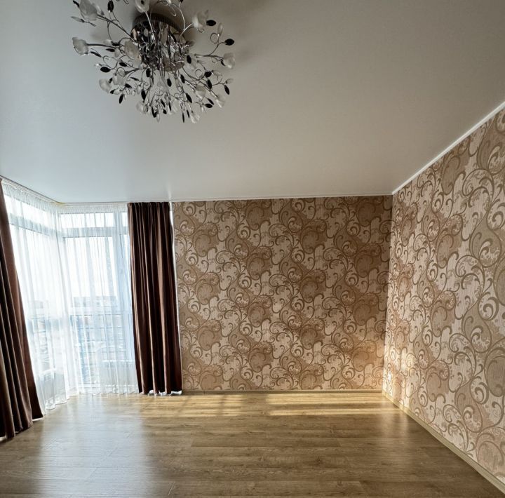 квартира г Омск р-н Кировский б-р Архитекторов 2 фото 2