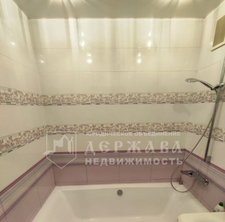 квартира г Кемерово р-н Центральный пр-кт Притомский 7а фото 13