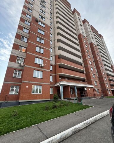 р-н Первомайский ул Героя России Ильфата Закирова 21 фото