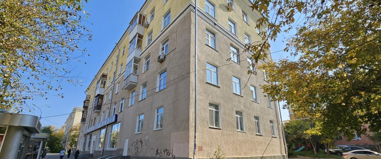 квартира г Екатеринбург Уралмаш ул Баумана 18 фото 2