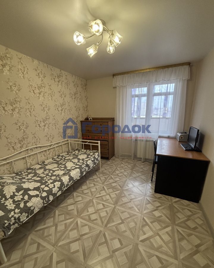 квартира г Каменск-Уральский ул Крылова 17а мкр-н Октябрьский фото 1