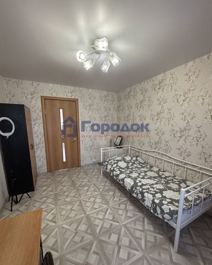 квартира г Каменск-Уральский ул Крылова 17а мкр-н Октябрьский фото 2
