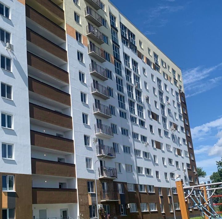 квартира г Энгельс пр-кт Волжский 63а фото 1