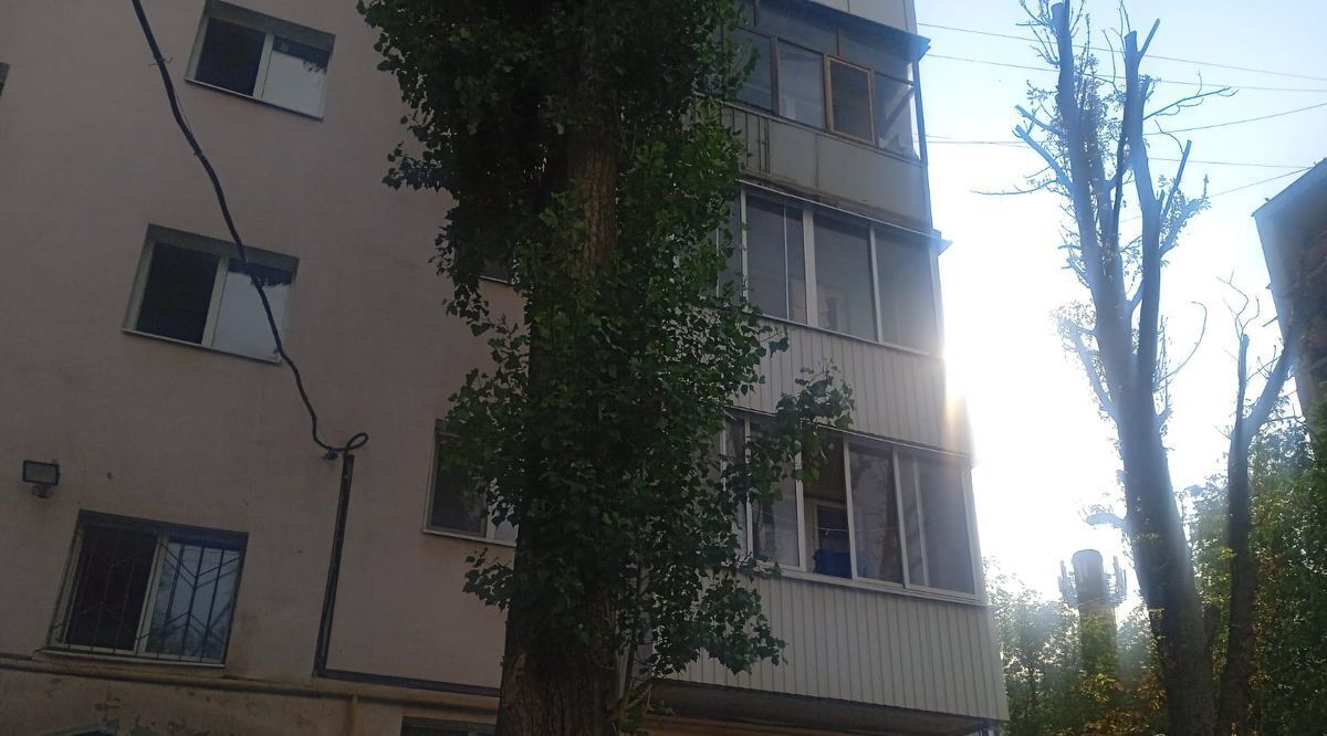 квартира г Саратов р-н Ленинский ул Деловая 20 фото 2