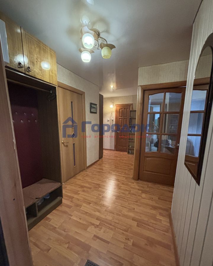 квартира г Каменск-Уральский ул Крылова 17а мкр-н Октябрьский фото 16