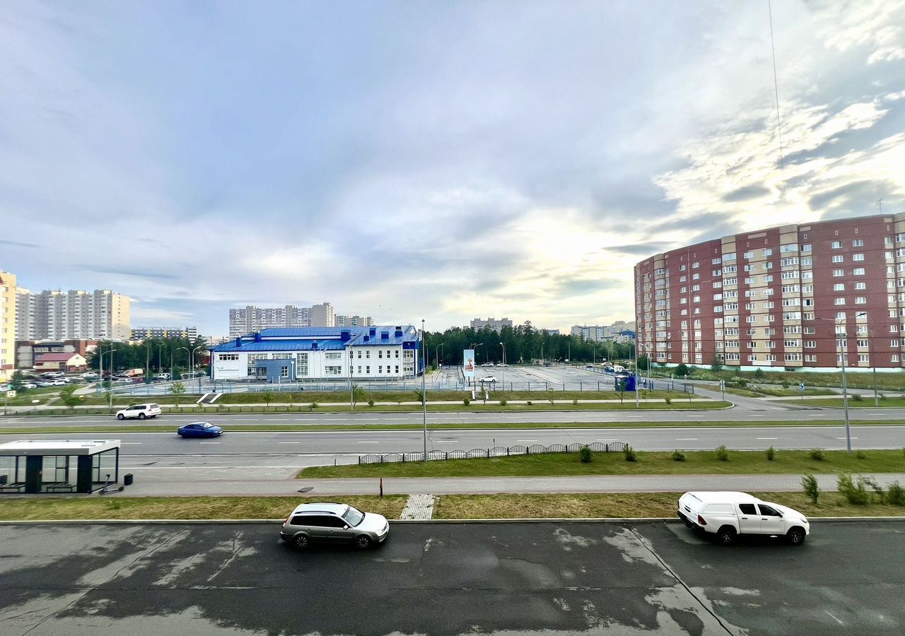 квартира г Сургут р-н Восточный ул Ивана Захарова 20 Тюменская обл. фото 19