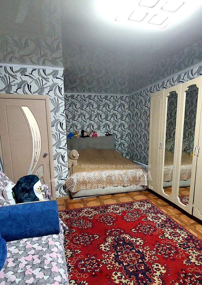 квартира г Кемерово р-н Кировский ул Халтурина 37 фото 2