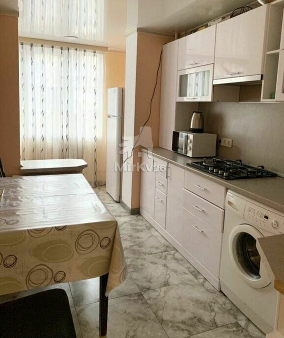 квартира г Пятигорск ул Юлиуса Фучика 8к/2 фото 3