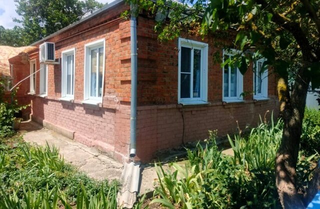 пер Кирпичный фото