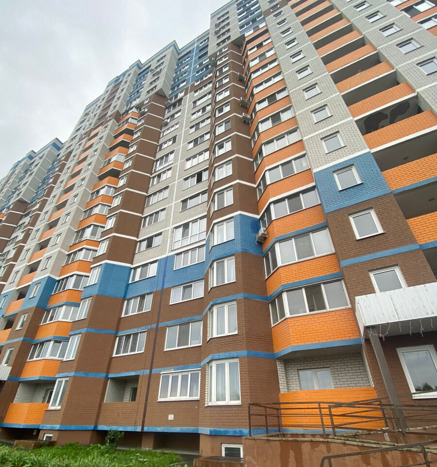 квартира г Брянск р-н Володарский ул Комарова 51 ЖК «Речной» фото 1
