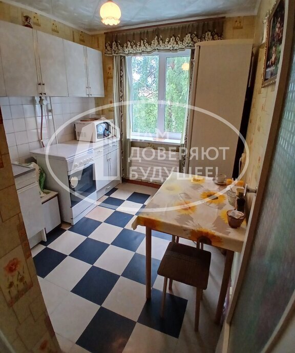 квартира г Краснокамск ул Большевистская 33в фото 4