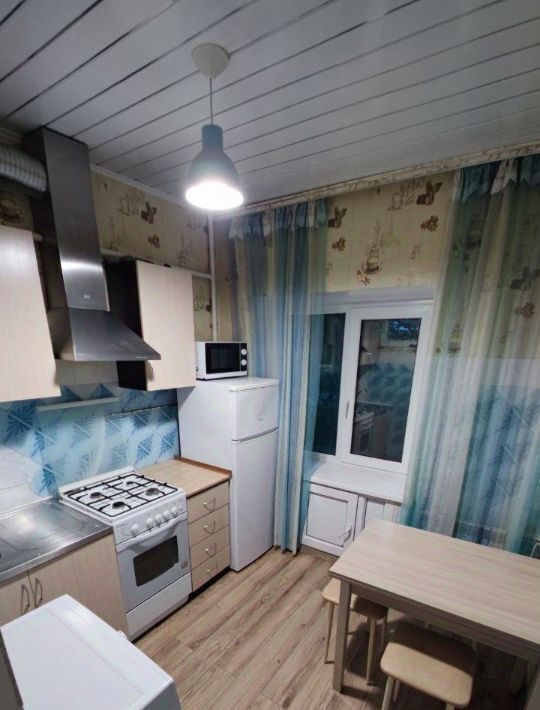 квартира г Саратов р-н Октябрьский ул Рабочая 20 фото 4