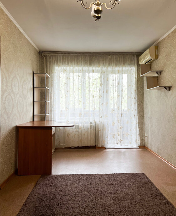квартира г Тольятти ул Чуковского 1 фото 2