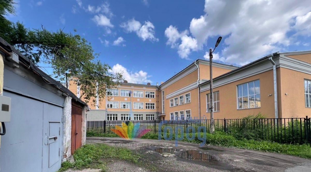 гараж г Новокузнецк р-н Центральный ул Кирова 6а/2 фото 4