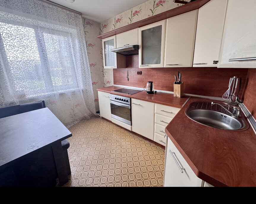 квартира г Кемерово пр-кт Молодежный 9г фото 1