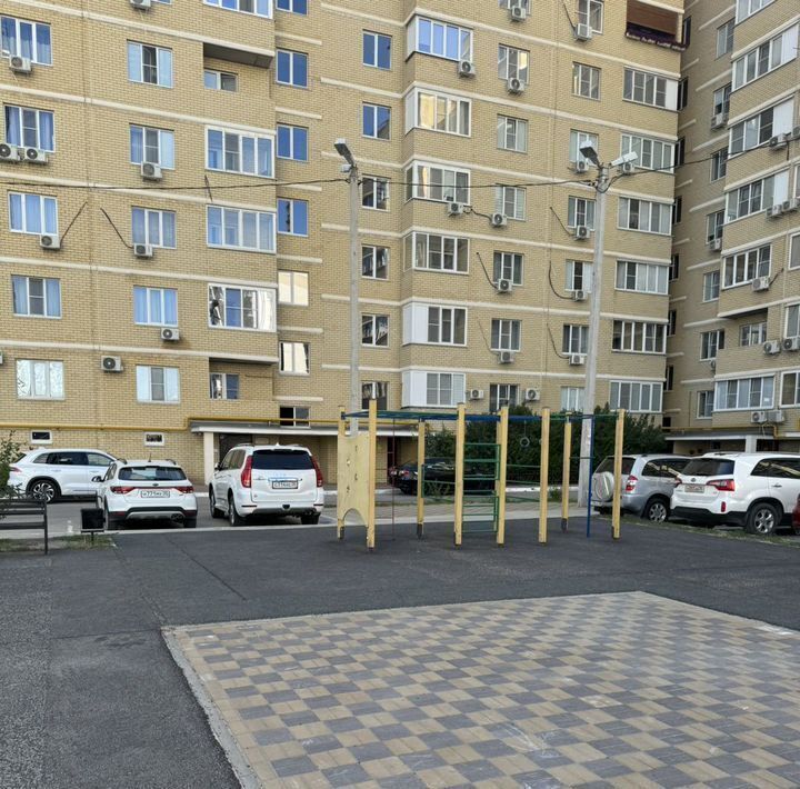 квартира г Астрахань р-н Советский ул Бакинская 92 фото 24