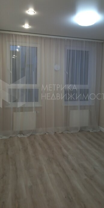 квартира г Тюмень ул Александра Звягина 12 фото 20