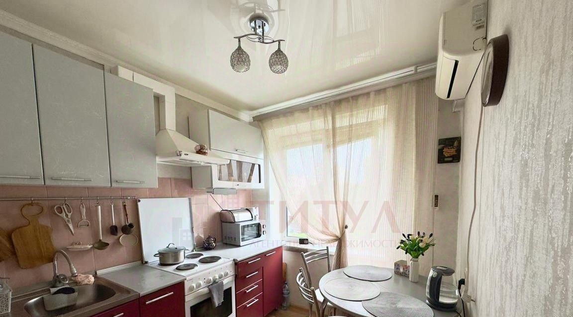 квартира г Старый Оскол микрорайон Жукова 6 фото 2