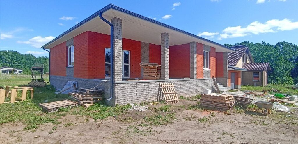 дом р-н Яковлевский г Строитель ул Тихая фото 4