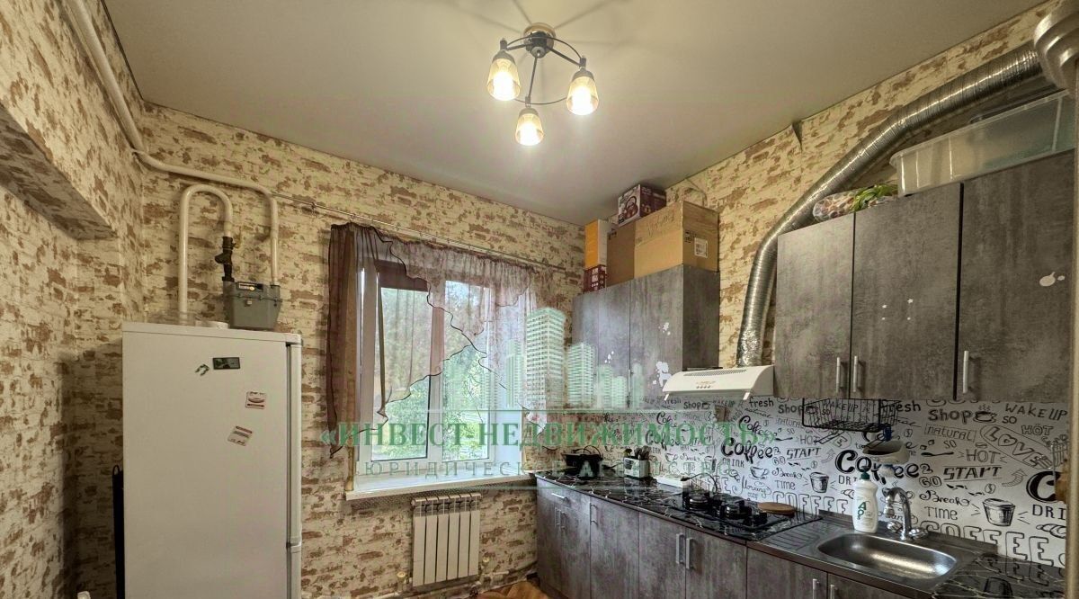 квартира г Брянск р-н Фокинский ул Красных Партизан 20 фото 1