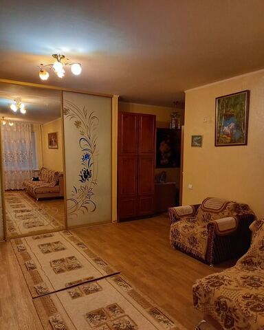 р-н Дзержинский мкр Жилгородок ул Танкистов 1а фото