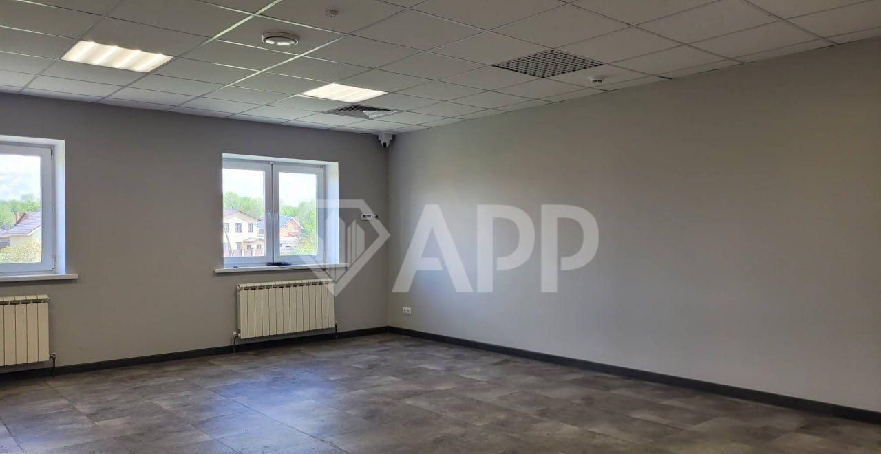 офис г Казань р-н Советский Республика Татарстан Татарстан, жилой массив Самосырово, ул. Мира, 12 фото 5