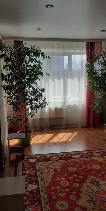 квартира г Саяногорск мкр Советский 25А фото 1