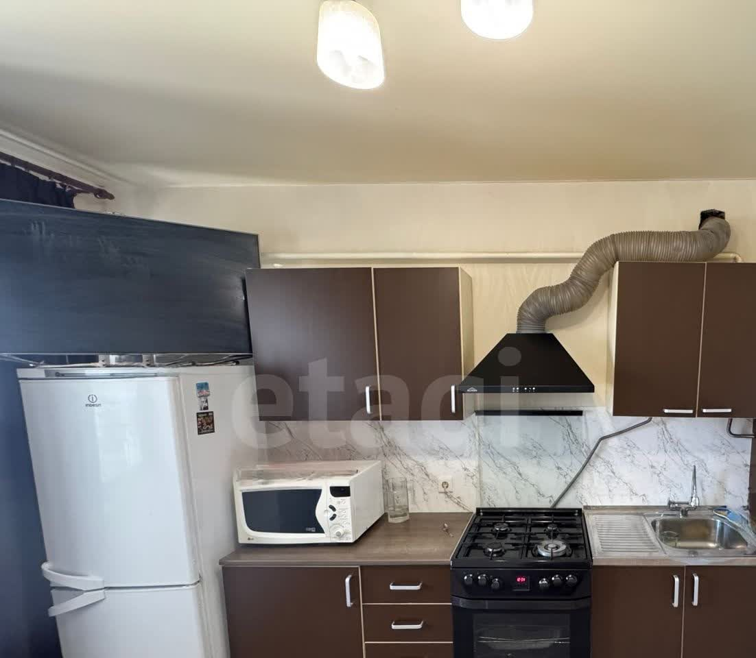 квартира р-н Ейский г Ейск ул Красная 76/3 фото 1