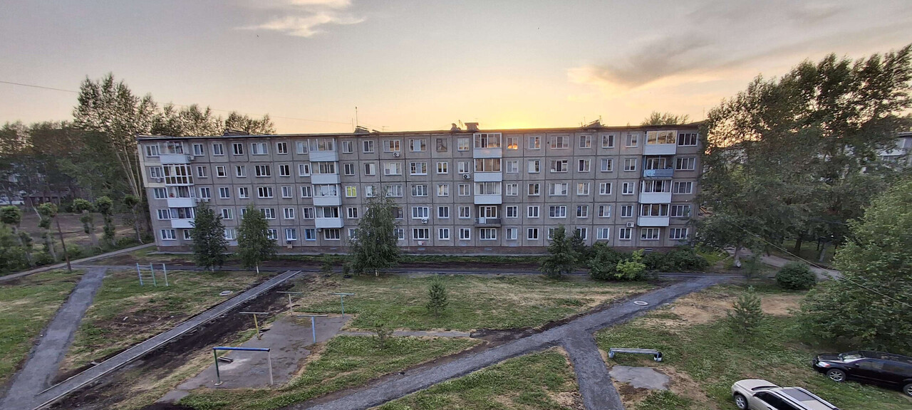 квартира г Ачинск мкр 5-й 22б фото 6