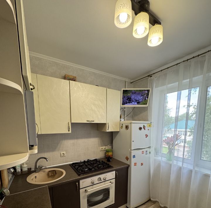 квартира г Салават ул Ленина 57 фото 7