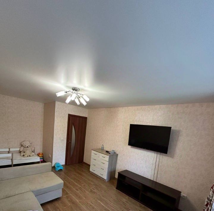 квартира г Тольятти р-н Автозаводский б-р Цветной 16а 16-й кв-л фото 3