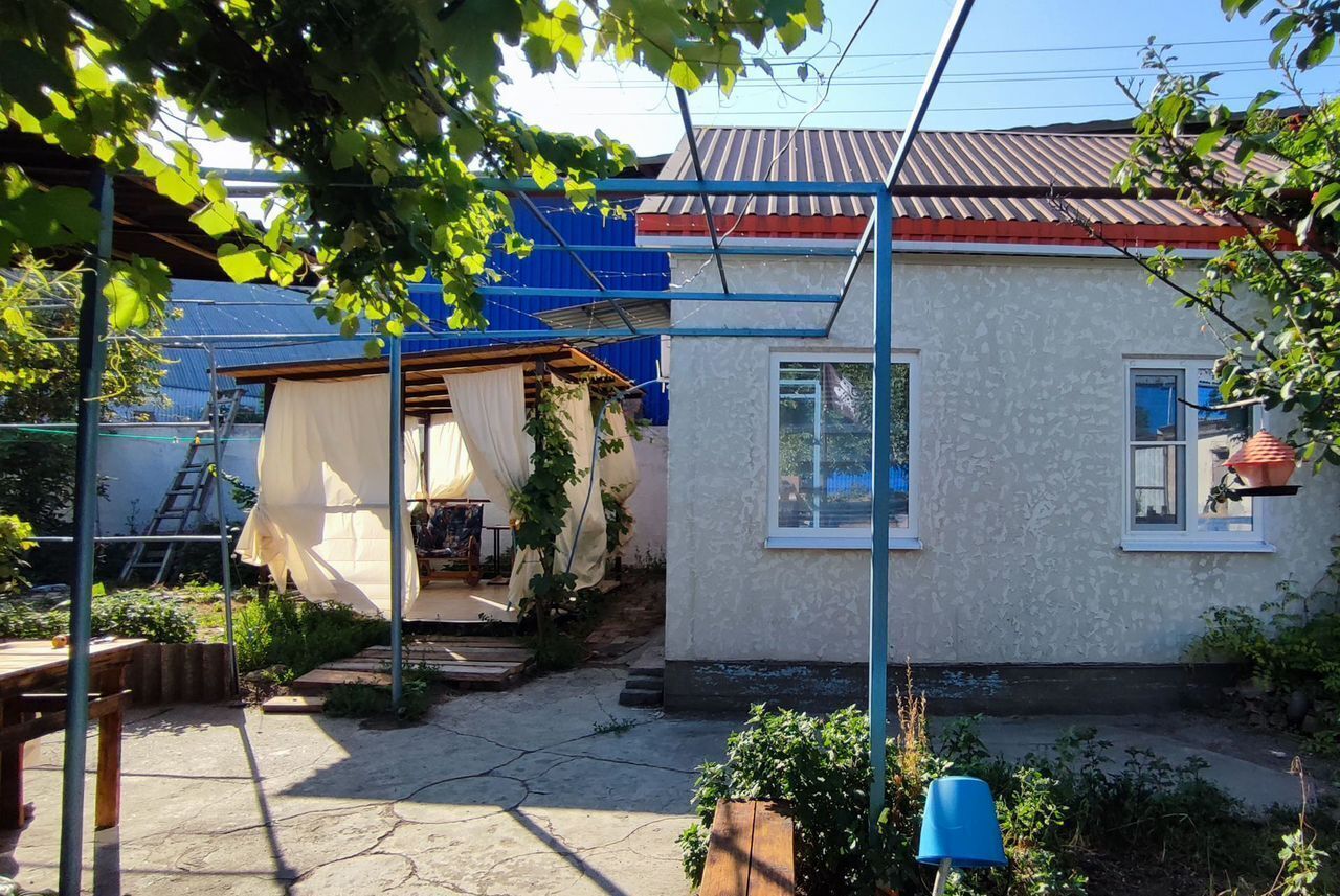 дом р-н Ейский г Ейск ул Калинина 10 фото 1