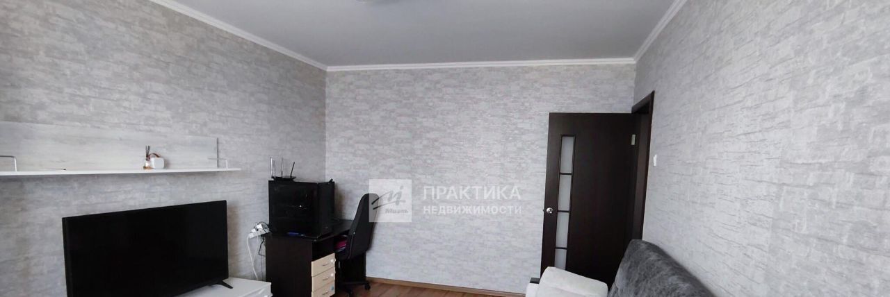 квартира р-н Нижнекамский г Нижнекамск пр-кт Мира 61 фото 2