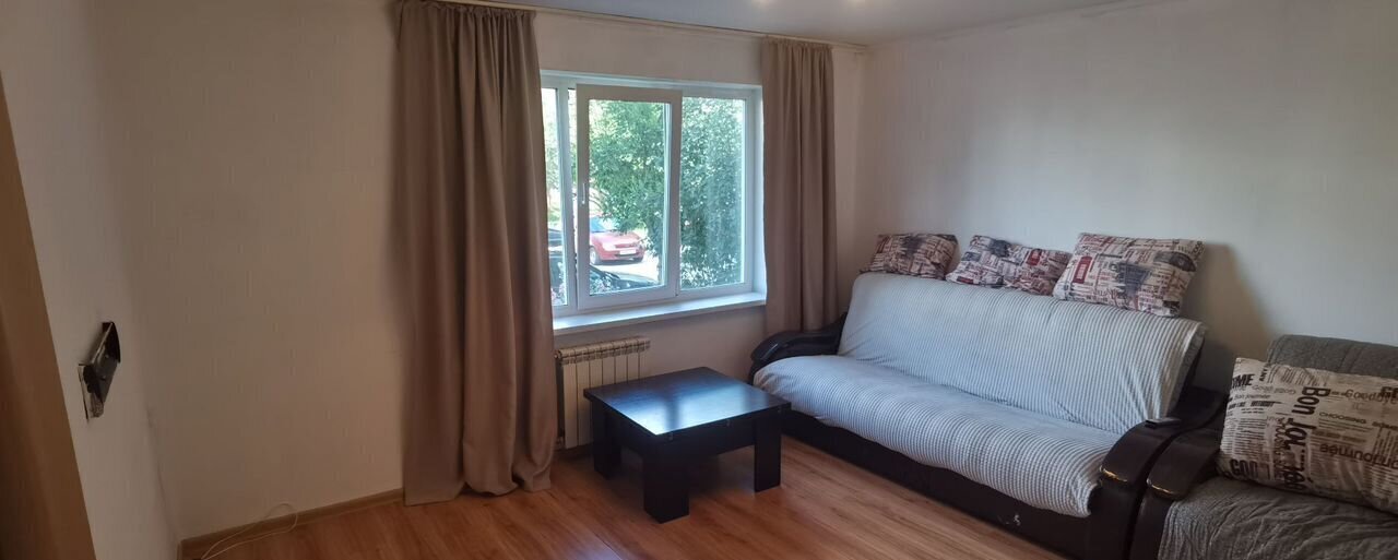 квартира г Каменск-Уральский ул Кирова 17 фото 1