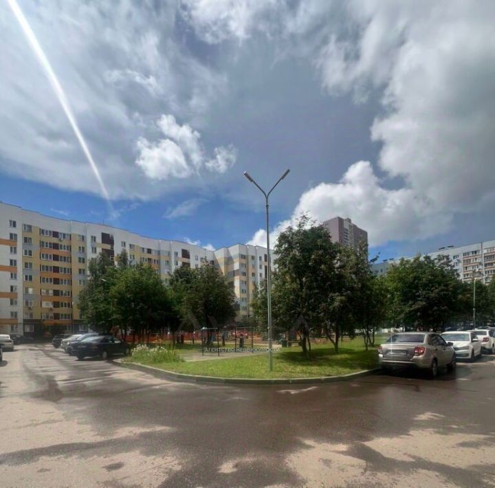 квартира г Набережные Челны р-н Автозаводский ул 40 лет Победы 57а фото 12