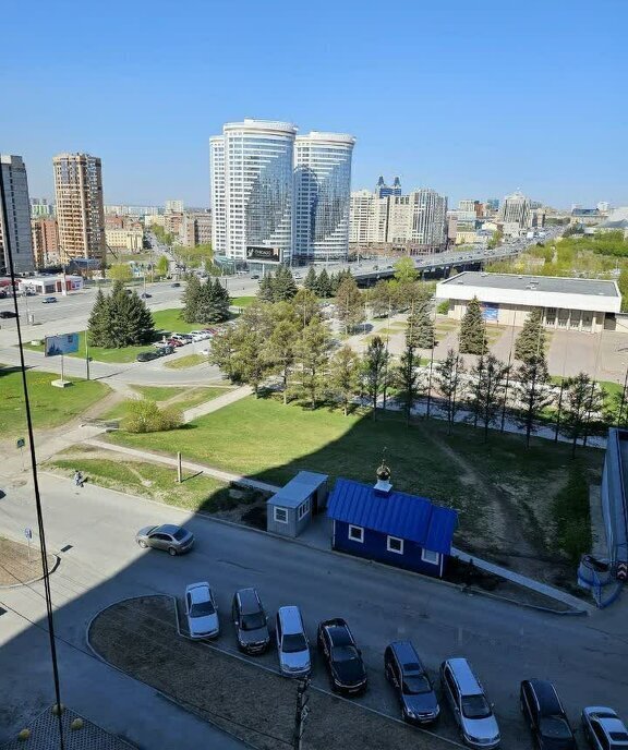 квартира г Новосибирск Октябрьская ул Кирова 11 фото 3