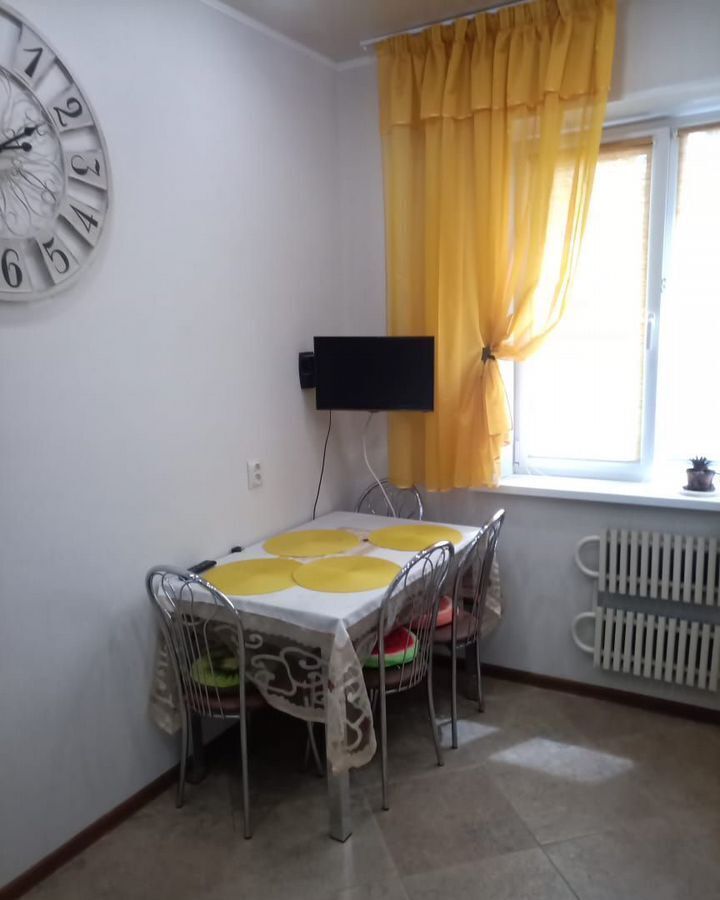 квартира г Астрахань р-н Кировский ул Куликова 56к/2 фото 5