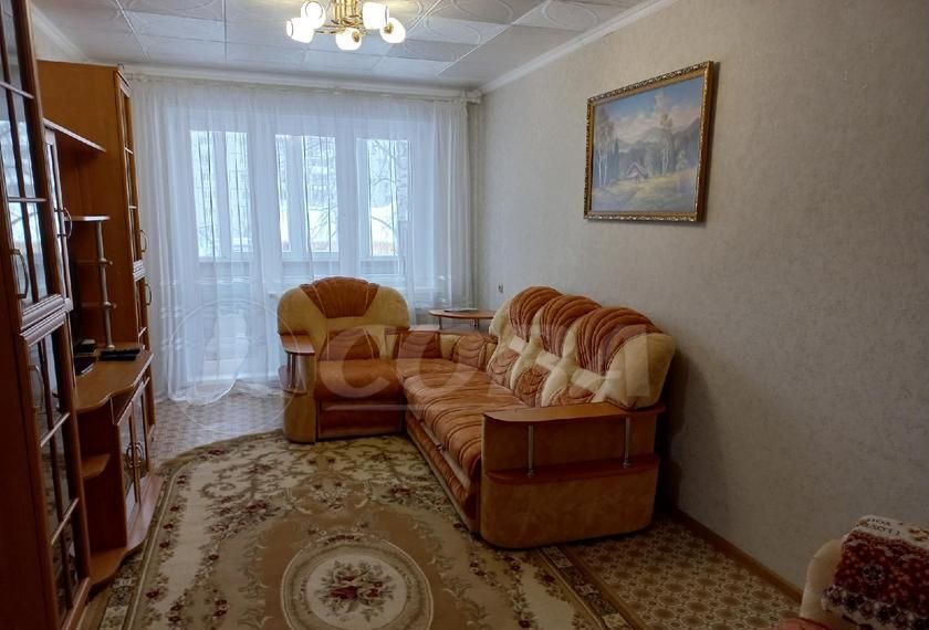 квартира г Тобольск 7-й мкр-н, 20 фото 3