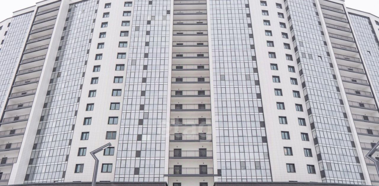 квартира г Набережные Челны р-н Комсомольский 17А комплекс ЗЯБ 25 фото 3