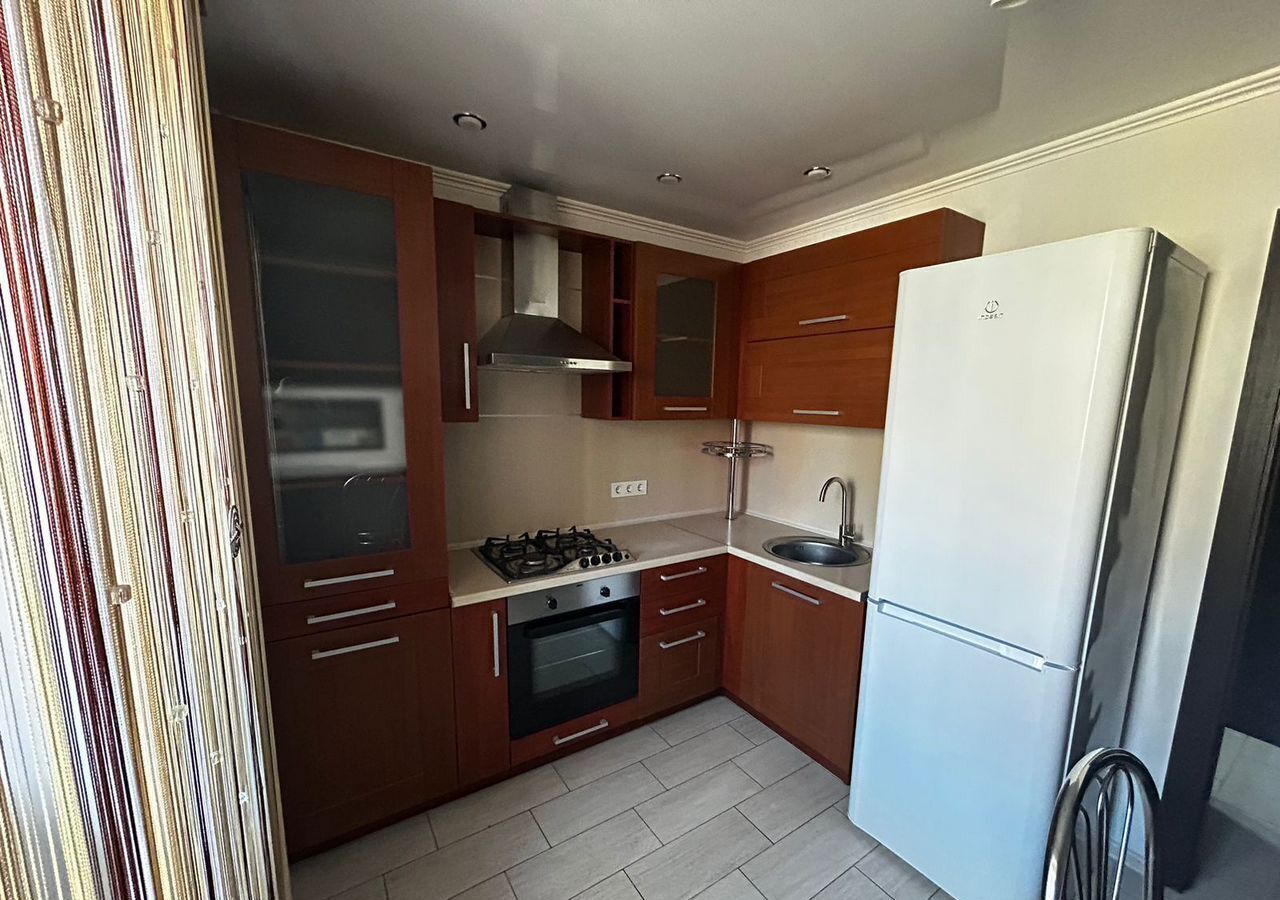 квартира г Саратов р-н Кировский ул им Оржевского В.И. 5а фото 1