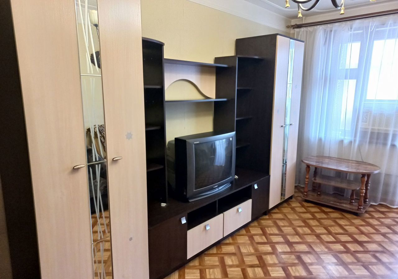 квартира г Тольятти р-н Автозаводский ул Автостроителей 15 фото 1