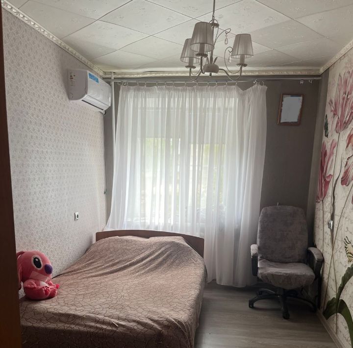 квартира г Каменск-Шахтинский мкр 60 лет Октября 2 фото 4