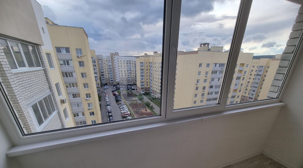 квартира г Саратов р-н Заводской ул им Николая Чихарева 10 фото 5