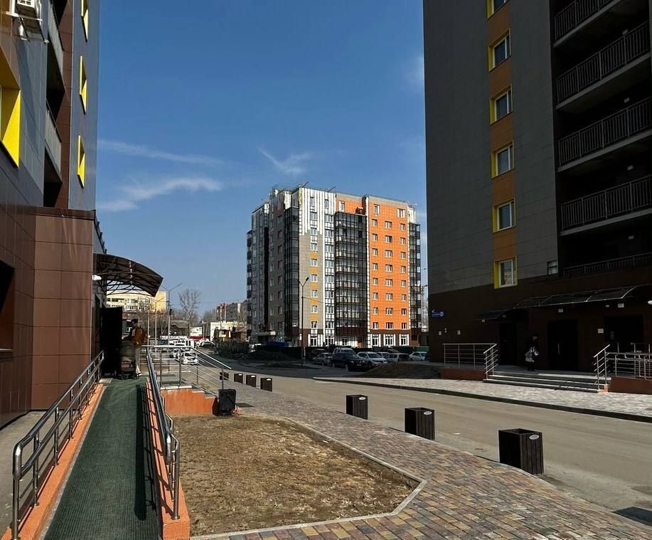 квартира г Хабаровск р-н Индустриальный ул Павловича 11а фото 3