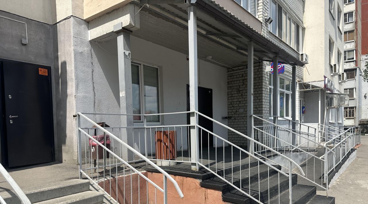 квартира г Саратов р-н Ленинский проезд 1-й Строителей 5б фото 24