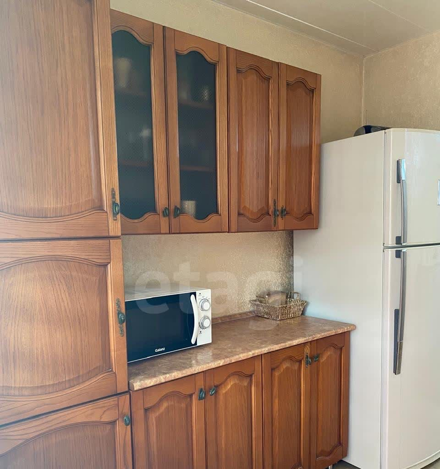 квартира г Владикавказ ул Братьев Щукиных 63/3 фото 7
