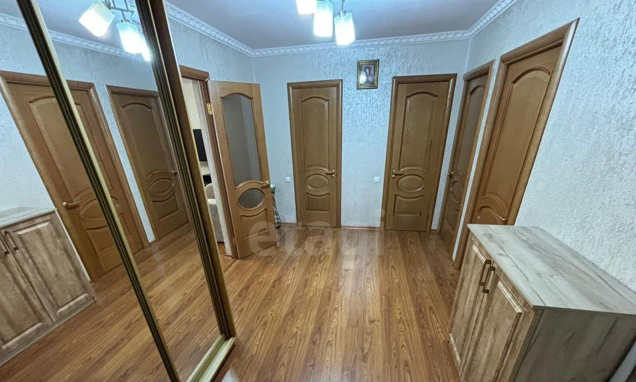 квартира г Владикавказ ул Братьев Щукиных 63/3 фото 11