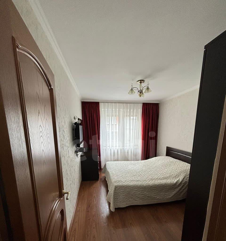 квартира г Владикавказ ул Братьев Щукиных 63/3 фото 15