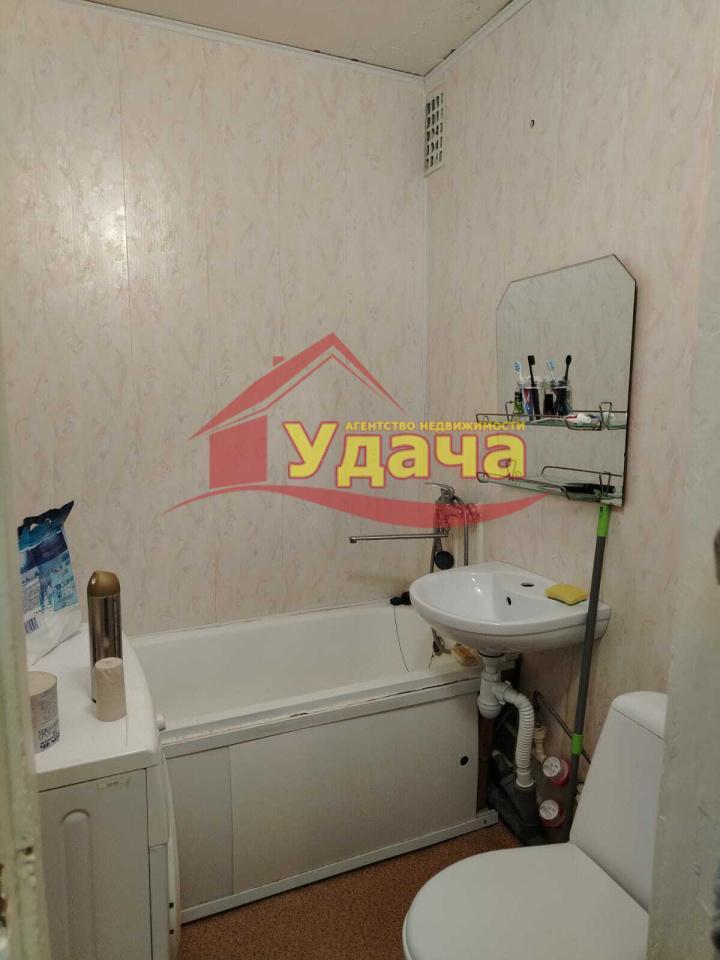 квартира г Орск р-н Ленинский ул Васнецова 25 фото 4